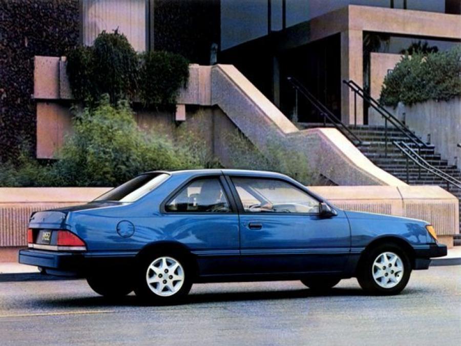  Ford Tempo Coupe 1984 года  (фото 2 из 3)